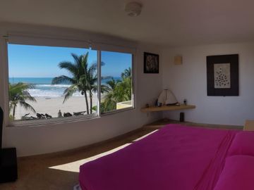 CASA EN RENTA POR DÍA EN BARRA VIEJA SOBRE PLAYA, ACAPULCO EN LO MEJOR DE AC