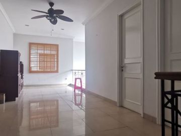 Disewakan Rumah Besar Telaga Golf Virginia BSD Tangerang - Furnish Lengkap Bersih Nyaman Siap Huni Harga Murah