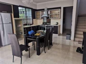 Disewakan Rumah Besar Telaga Golf Virginia BSD Tangerang - Furnish Lengkap Bersih Nyaman Siap Huni Harga Murah
