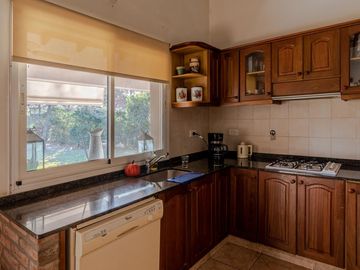 EN VENTA - CASA DE 3 DORMITORIOS - FUNES HILLS, CADAQUÉS