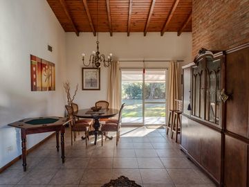 EN VENTA - CASA DE 3 DORMITORIOS - FUNES HILLS, CADAQUÉS