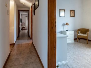 EN VENTA - CASA DE 3 DORMITORIOS - FUNES HILLS, CADAQUÉS