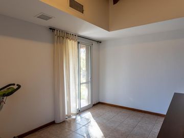 EN VENTA - CASA DE 3 DORMITORIOS - FUNES HILLS, CADAQUÉS