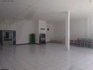 Ruko Nginden Semolo, Strategis, Cocok Untuk Ruang Usaha, Senam, dll