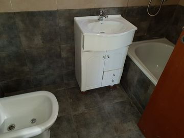 Departamento en venta en Remedios de Escalada Oeste