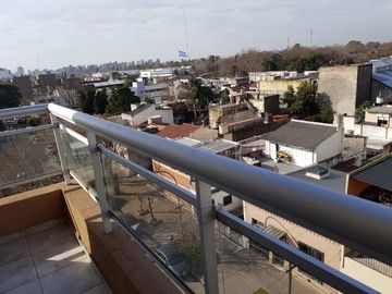 Departamento en venta en Remedios de Escalada Oeste