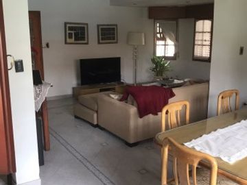 CASA EN VENTA 4 HAB. / JARDIN / QUINCHO - BARRIO HUILICHES