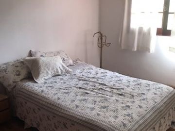 CASA EN VENTA 4 HAB. / JARDIN / QUINCHO - BARRIO HUILICHES