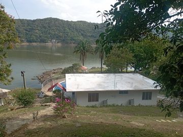 finca en venta en seleccionar barrio. Cod V1914