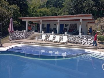 finca en venta en seleccionar barrio. Cod V1914