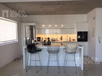 3 ambientes con balcón terraza Puerto de Olivos