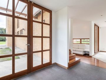 casa en venta en canelon. Cod V5821