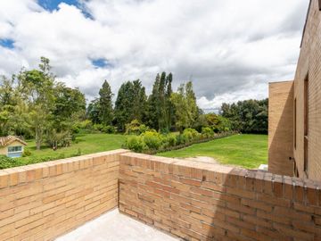 casa en venta en canelon. Cod V5821