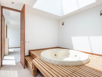 casa en venta en canelon. Cod V5821