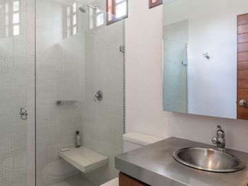 casa en venta en canelon. Cod V5821