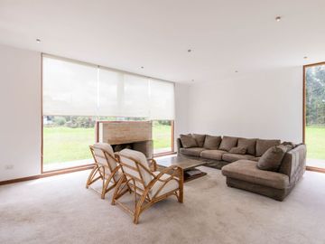 casa en venta en canelon. Cod V5821