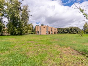 casa en venta en canelon. Cod V5821