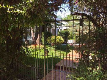 Casa en venta en Quilmes Este