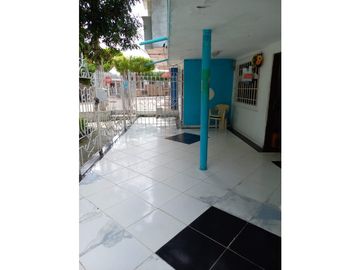 Comoda Casa + Apartamento en VENTA Barrio La VICTORIA