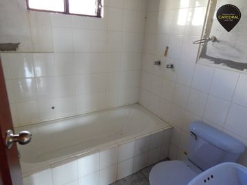 Casa de venta en Santa Ana – código:14263