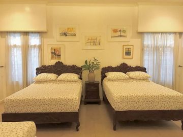 5 Bedroom House & Lot With Swimming Pool For Sale at Beverly Hills Subdivision Antipolo