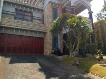 Rumah Mewah 2 Lantai Luas 510 di Lembah Dieng kota Malang