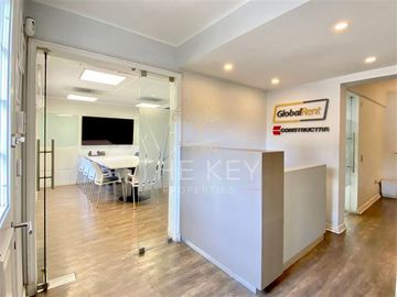 Casa en Venta en Av. Santa María - Padre Letelier