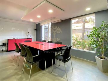 Casa en Venta en Av. Santa María - Padre Letelier