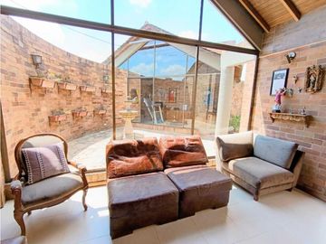 CHA- CASA CAMPESTRE ESPECTACULAR