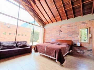 CHA- CASA CAMPESTRE ESPECTACULAR