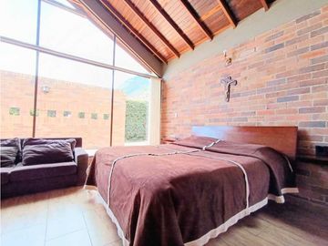 CHA- CASA CAMPESTRE ESPECTACULAR