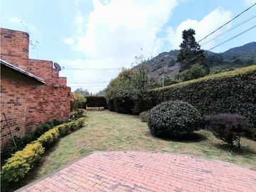 CHA- CASA CAMPESTRE ESPECTACULAR