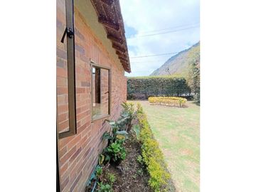 CHA- CASA CAMPESTRE ESPECTACULAR