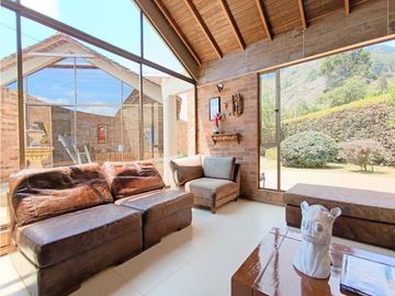 CHA- CASA CAMPESTRE ESPECTACULAR