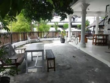 Dijual cepat dan murah (jual rumah hitung tanah saja) WP