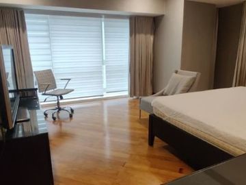 nicely furnished 3 bedroom unit in Fraser Place Manila Makati City