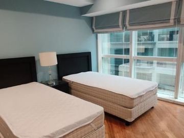 nicely furnished 3 bedroom unit in Fraser Place Manila Makati City