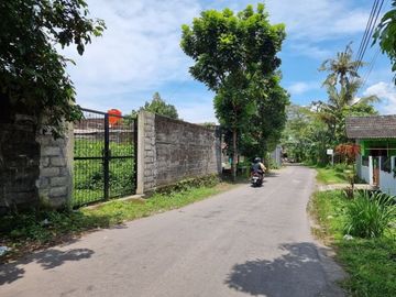 Dijual Tanah Pekarangan di Jalan Kaliurang km 9: Apik Banget