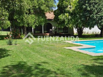 Parcela Venta Talagante 7400 mt2 casa piscina