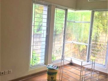 RUMAH DIJUAL DI BINTARO SEKTOR 9, PERUM. PURI TOWN HOUSE