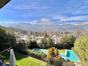 Casa en Venta en El Golf de Manquehue - Camino Punta de Águilas
