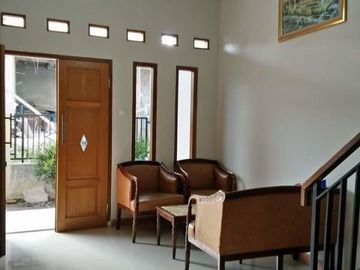 Rumah di Limo, 2Lt, Bangunan 2016, Lingk. Nyaman di Grogol