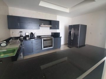 PENTHOUSE AMUEBLADO EN TORRE TIBURON VISTA AL MAR EN VENTA