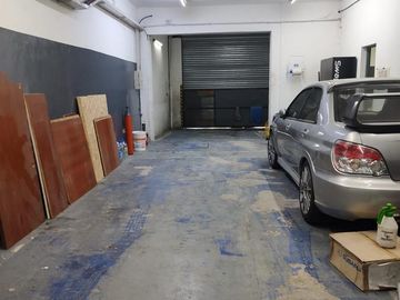 Depósito en  Olivos con RENTA