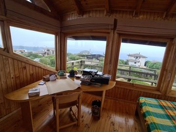 Punta de Tralca - Isla Negra, Excelente Propiedad en Borde Costero