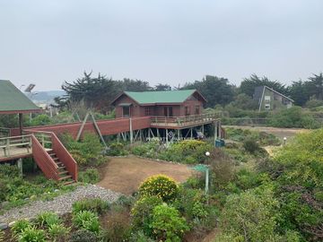 Punta de Tralca - Isla Negra, Excelente Propiedad en Borde Costero