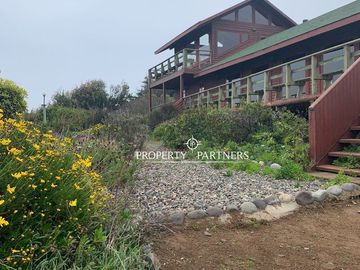 Punta de Tralca - Isla Negra, Excelente Propiedad en Borde Costero
