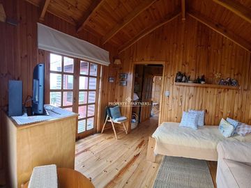 Punta de Tralca - Isla Negra, Excelente Propiedad en Borde Costero