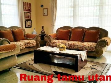 Rumah Mewah Berikut Rumah Kost Sayap Sukajadi