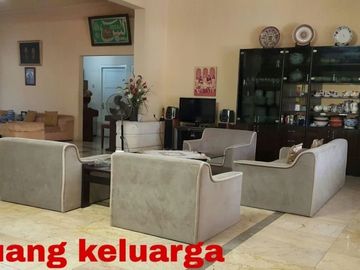 Rumah Mewah Berikut Rumah Kost Sayap Sukajadi